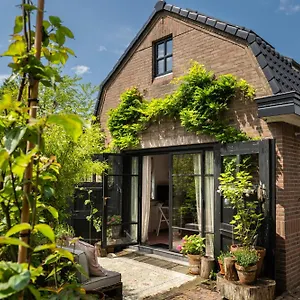 Rotterdam, Tinyhouse Nearby Kralingen Maison d'hôtes